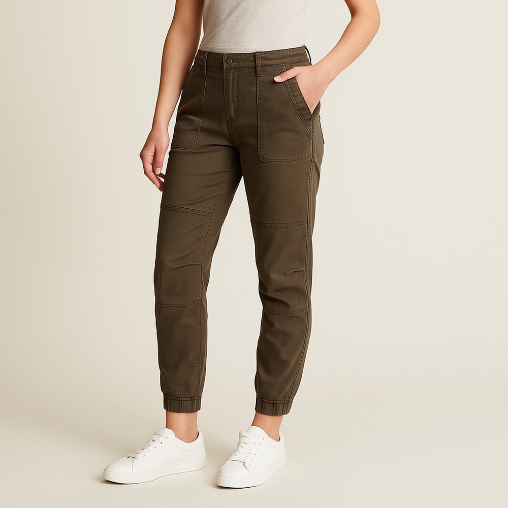 Aritzia TNA Utility Cargo Pants Olive Green Women’s Size 0 Stretch Jogger